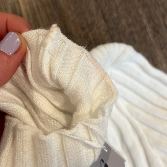 ❌SOLD❌ Grey Bandit | Shay Long Sleeve - Picture 8 of 8